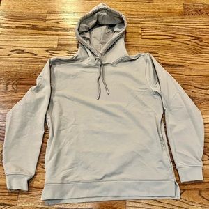 Cuts Hyperloop Split Hem Hoodie; Men’s Size Medium